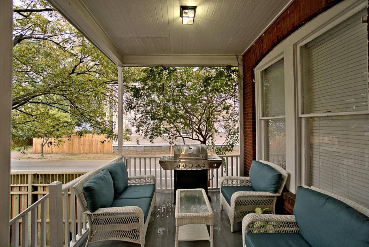 420Waldburg A - Modern Apt With Southern Charm Blocks From Forsyth Apartment Savannah Bagian luar foto